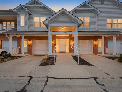 1136 Periwinkle Dr, Florence, KY 41042