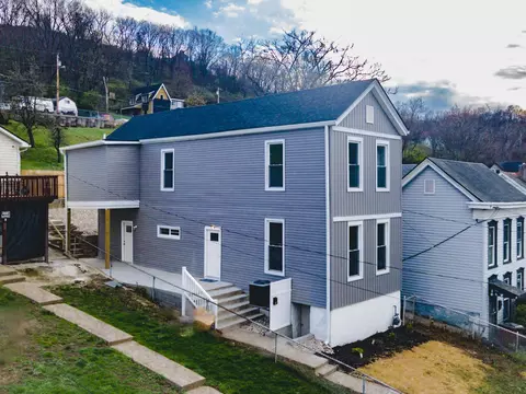 Exterior - 1035 John St, Covington, KY 41016 photo 3 of 7
