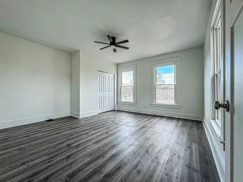 Bedroom - 1035 John St, Covington, KY 41016 photo 6 of 6