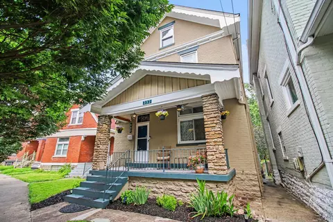 Exterior - 332 E 18th St, Covington, KY 41014 photo 2 of 5