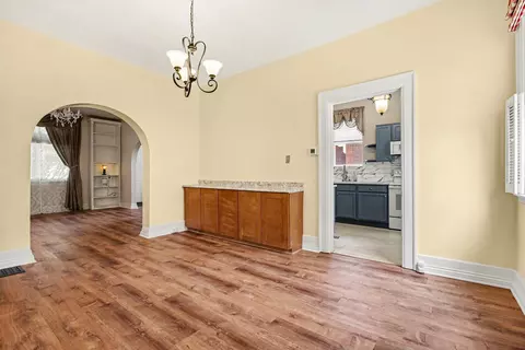 Dining - 332 E 18th St, Covington, KY 41014 photo 1 of 2