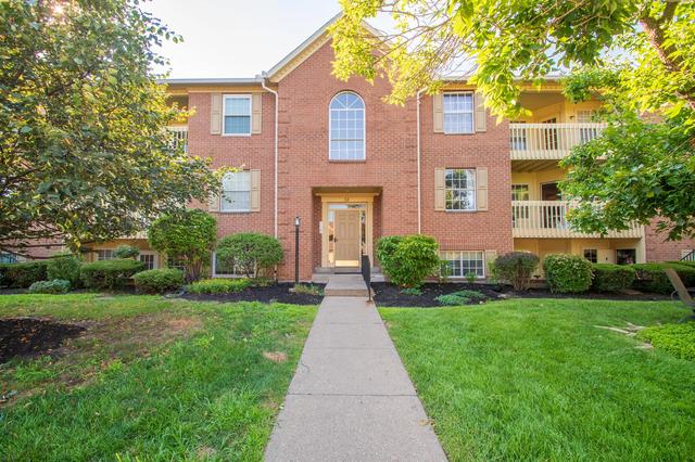 32 Highland Meadows Cir #11, Highland Heights, KY 41076