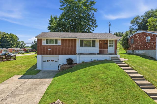23 Red Bud Ln, Alexandria, KY 41001