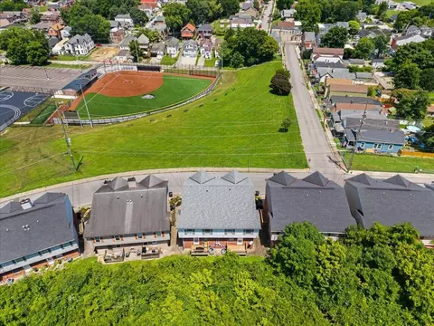 View/Area - 2041 Franklin St, Covington, KY 41014 photo 4 of 7