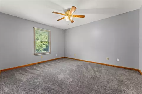 Bedroom - 2041 Franklin St, Covington, KY 41014 photo 6 of 8