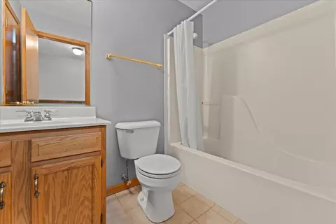 Bath - 2041 Franklin St, Covington, KY 41014 photo 6 of 6