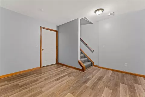 Entry Way - 2041 Franklin St, Covington, KY 41014 photo 6 of 6