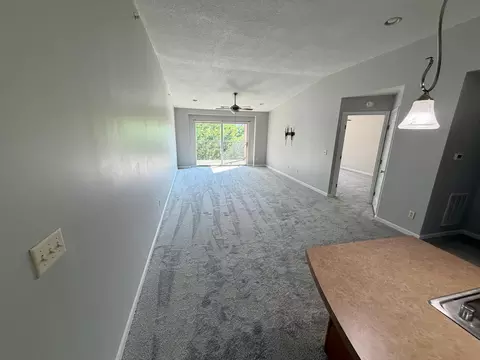 Living - 2255 Rolling Hills Dr, Covington, KY 41017 photo 2 of 3