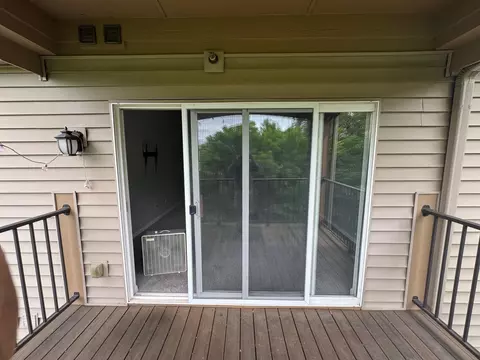 Exterior - 2255 Rolling Hills Dr, Covington, KY 41017 photo 4 of 6