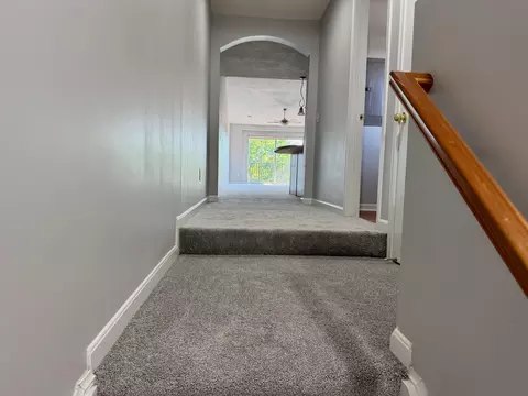 Entry Way - 2255 Rolling Hills Dr, Covington, KY 41017 photo 5 of 7