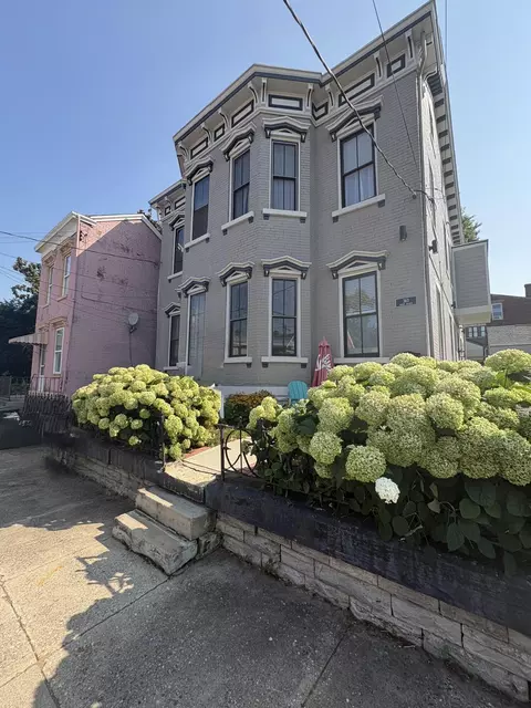 363 Berry Ave, Bellevue, KY 41073