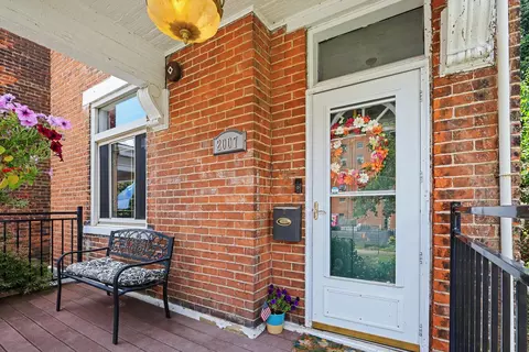 Exterior - 2007 Garrard St, Covington, KY 41014 photo 2 of 7