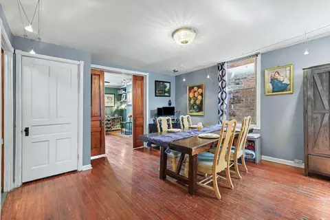 Dining - 2007 Garrard St, Covington, KY 41014 photo 1 of 3