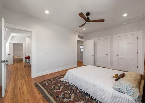Bedroom - 801 Scott St, Covington, KY 41011 photo 4 of 5