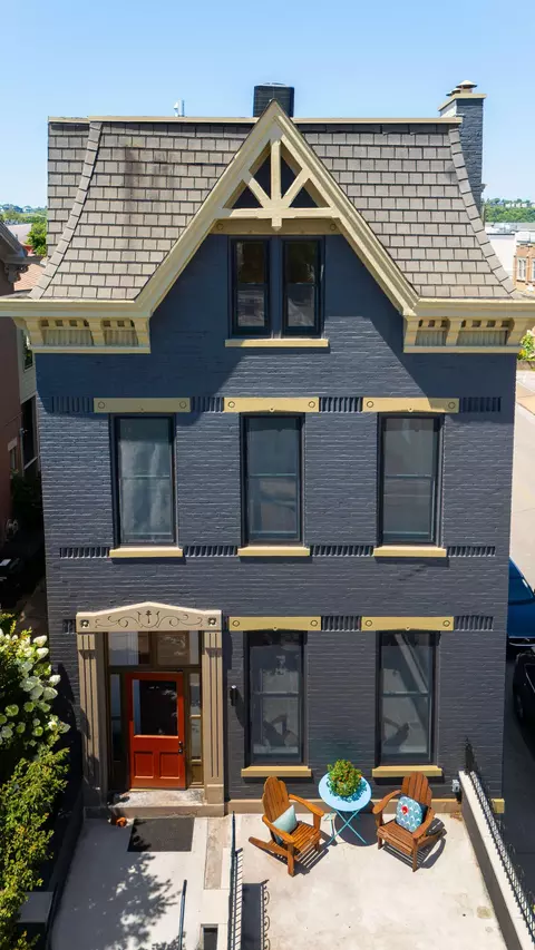 Exterior - 801 Scott St, Covington, KY 41011 photo 2 of 8