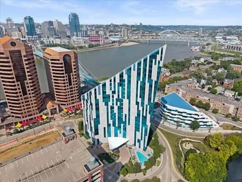 1 Roebling Way #1106, Covington, KY 41011