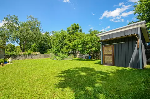 Exterior - 166 E 43rd St, Covington, KY 41015 photo 5 of 11
