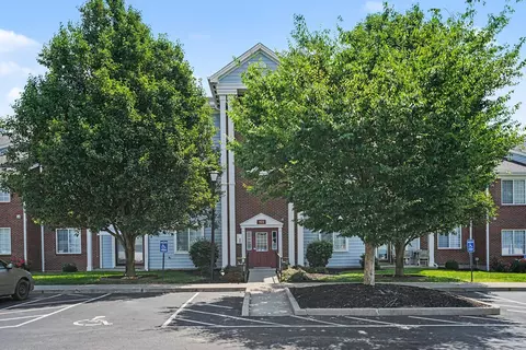 1172 Retriever Way #305, Florence, KY 41042