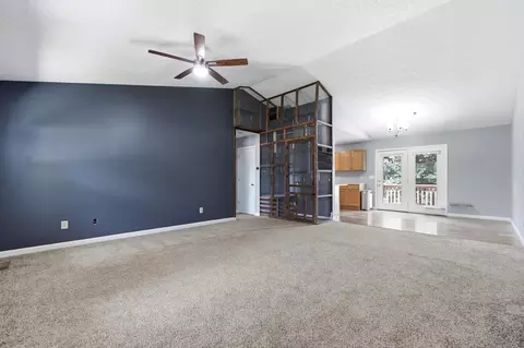 2218 Gribble Dr, Covington, KY 41017 photo 5