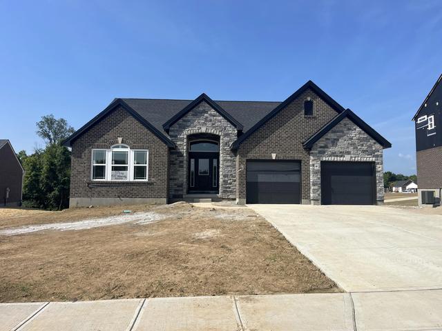 1537 Autumn Ridge Dr, Hebron, KY 41048