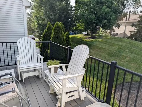 Exterior - 502 Brookstone Ln #19-E, Cold Spring, KY 41076 photo 5 of 9