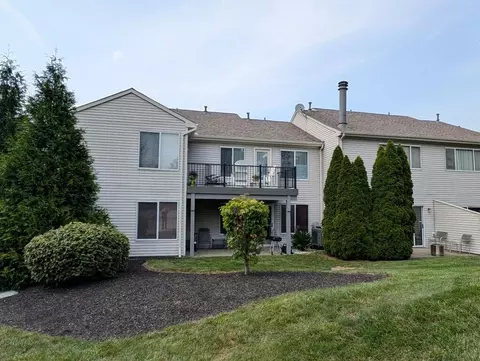 Exterior - 502 Brookstone Ln #19-E, Cold Spring, KY 41076 photo 3 of 9
