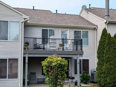 Exterior - 502 Brookstone Ln #19-E, Cold Spring, KY 41076 photo 4 of 9