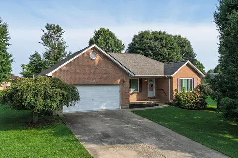 13 Ridge View Dr, Dry Ridge, KY 41035