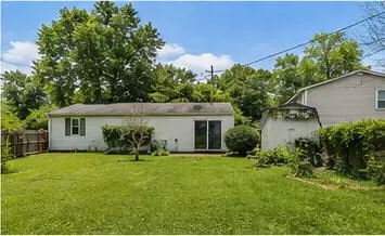 Exterior - 28 Waterside Way, Covington, KY 41017 photo 10 of 11