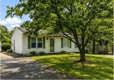 Exterior - 28 Waterside Way, Covington, KY 41017 photo 4 of 11