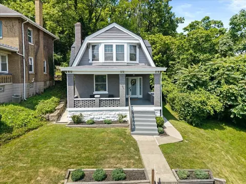6 Summer Hill Ave, Newport, KY 41071