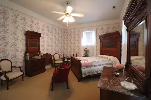 Bedroom - 401 E 4th St, Augusta, KY 41002 photo 1 of 8