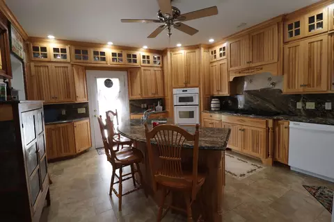 Kitchen - 401 E 4th St, Augusta, KY 41002 photo 3 of 4
