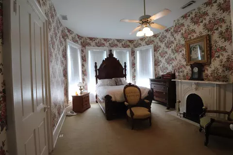 Bedroom - 401 E 4th St, Augusta, KY 41002 photo 2 of 8