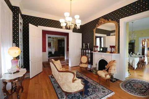 Living - 401 E 4th St, Augusta, KY 41002 photo 5 of 8