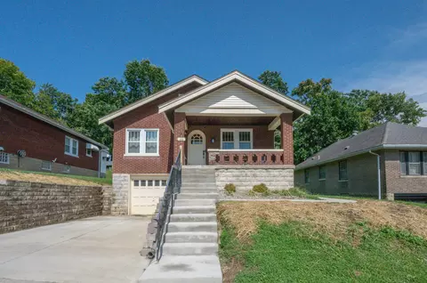 122 Strathmore Ave, Fort Thomas, KY 41075