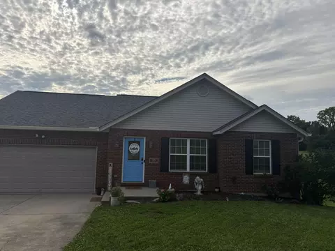 30 Eagle Creek Dr, Dry Ridge, KY 41035