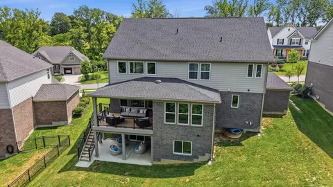 Exterior - 1631 Stone Crest Dr, Hebron, KY 41048 photo 11 of 11