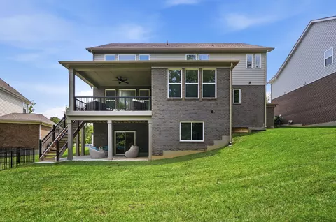 Exterior - 1631 Stone Crest Dr, Hebron, KY 41048 photo 8 of 11