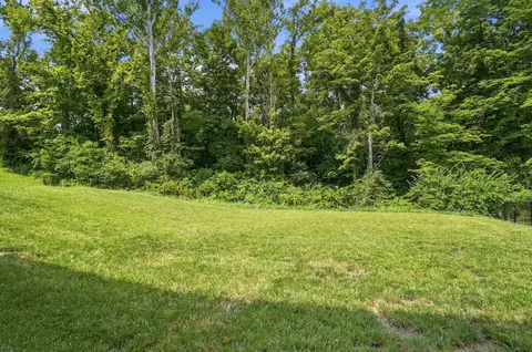 Exterior - 1631 Stone Crest Dr, Hebron, KY 41048 photo 10 of 11