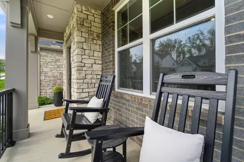 Exterior - 1631 Stone Crest Dr, Hebron, KY 41048 photo 4 of 11