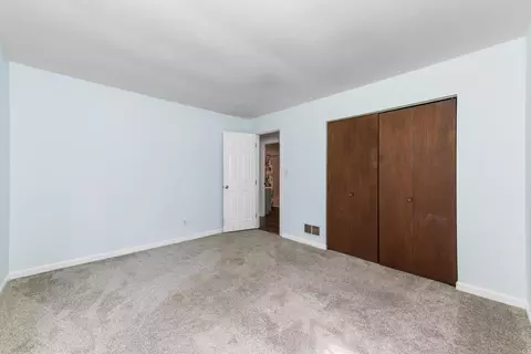 Bedroom - 6590 E Bend Rd, Burlington, KY 41005 photo 3 of 6
