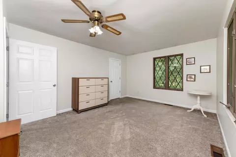 Bedroom - 6590 E Bend Rd, Burlington, KY 41005 photo 5 of 6