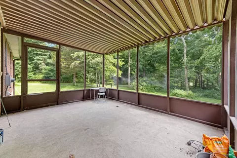 Exterior - 6590 E Bend Rd, Burlington, KY 41005 photo 8 of 9