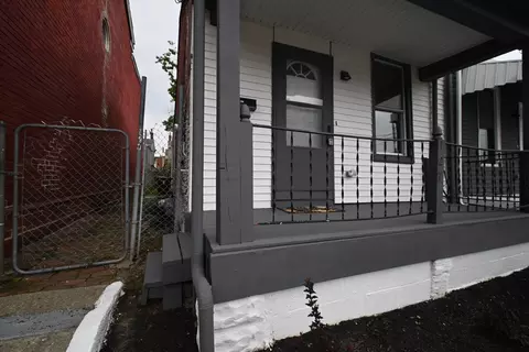 Exterior - 127 W 9th St, Covington, KY 41011 photo 2 of 7