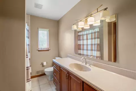 Bath - 25 Lorup Ave, Covington, KY 41011 photo 3 of 3