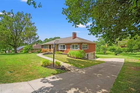 Exterior - 25 Lorup Ave, Covington, KY 41011 photo 2 of 9