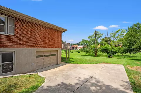 Exterior - 25 Lorup Ave, Covington, KY 41011 photo 9 of 9