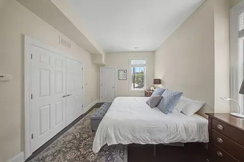 Bedroom - 223 E 2nd St, Covington, KY 41011 photo 1 of 6