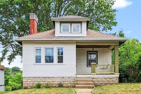402 Linden Ave, Southgate, KY 41071